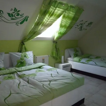 아파트 Ferienwohnung Frank Berndorf (Vulkaneifel)