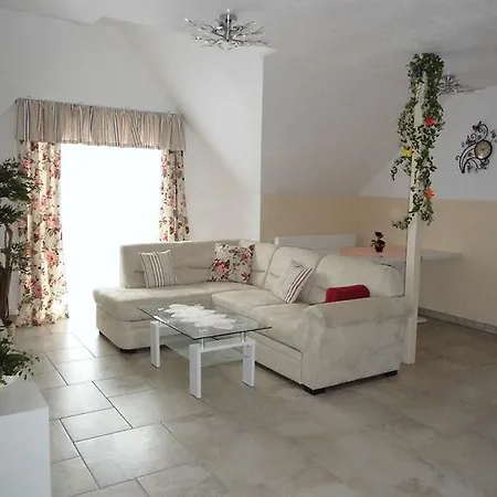 Ferienwohnung Frank 아파트