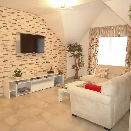 Ferienwohnung Frank 아파트 *